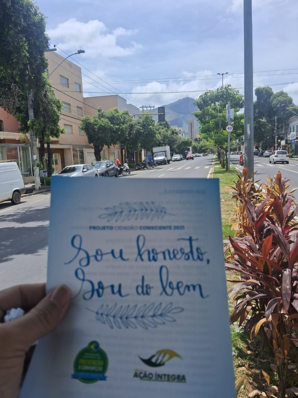 Bliz da Honestidade movimenta ruas de Valadares