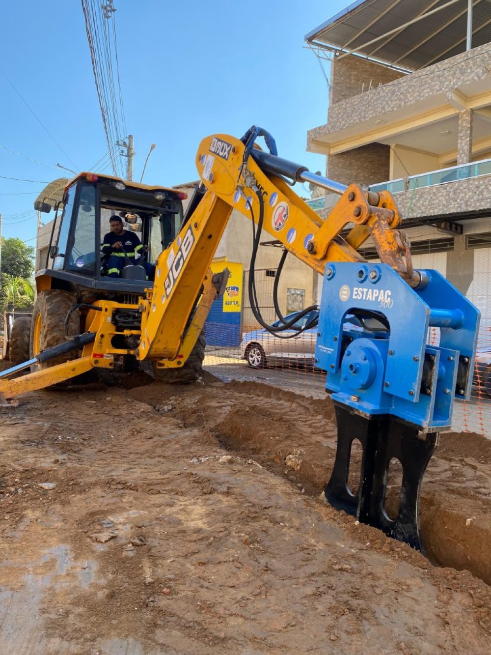 Pavimentação chega a mais ruas do distrito de Xonin de Baixo